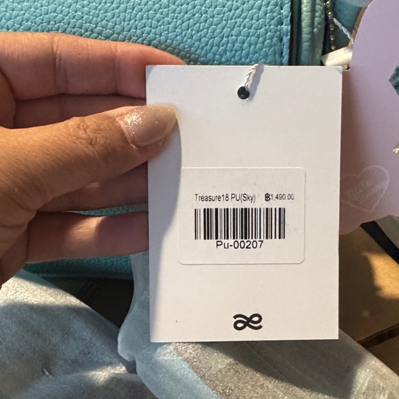 Size 18 PU House of Little Bunny Treasure Bag in Sky Color - 2 straps - Picture 3 of 9